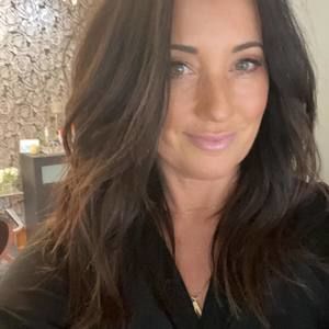 Meet your Posher, Renee